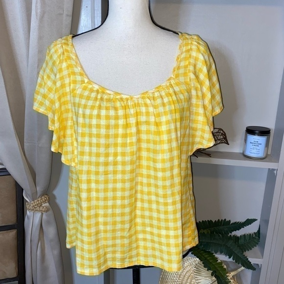 Yellow White Checkered Print Tie Back Flowy Sleeves Old Navy size Small Fun Top - Picture 3 of 10